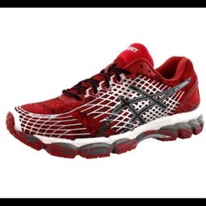 ASICS men 8.5 T507Q (gel nimbus)